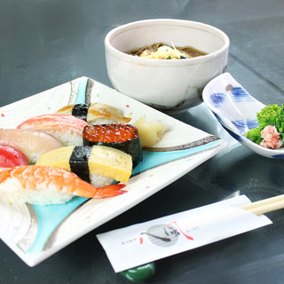 パチンコ 工房 - 料理写真:握り寿司